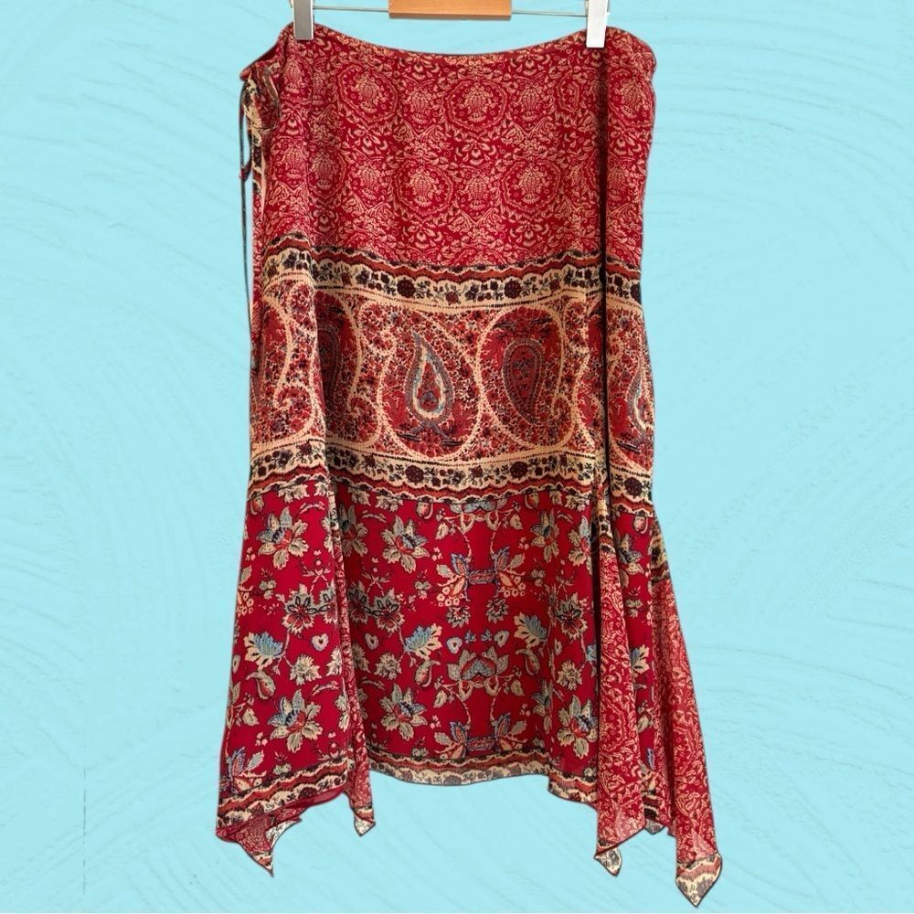90s vintage red paisley midi skirt asymmetrical hem - Picture 3 of 9